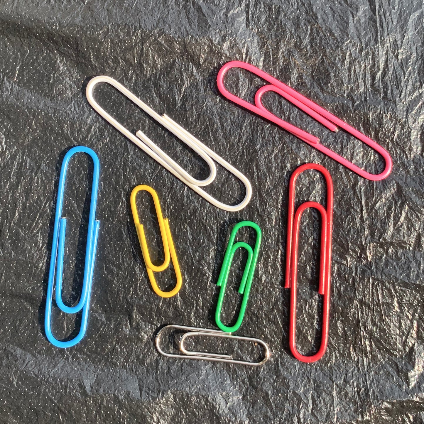 Paper pin